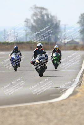 media/Sep-20-2025-TrackDaz (Sat) [[27f0cde673]]/B Group/220pm (Turn 9)/